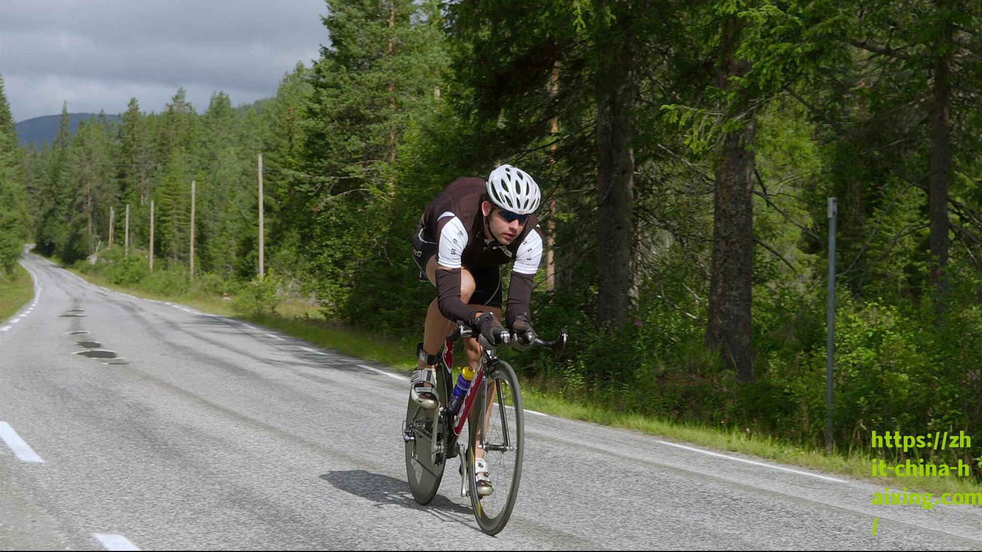 约基奇抵达奥兰多!减重30磅究竟是真还是假?